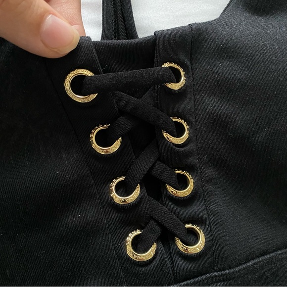 LORNA JANE Luxe Palm Sports Bra, Black w/ Gold Lace Up Design - Picture 4 of 7